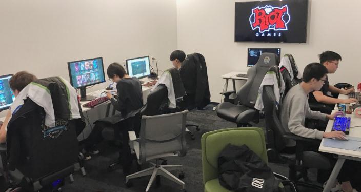 英雄联盟全明星LPL梦之队英雄阵容预测